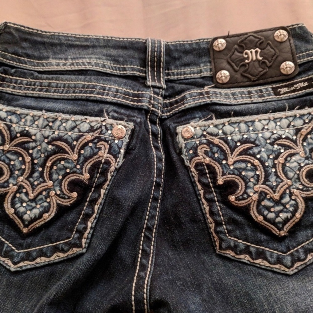 🔴SOLD🔴 Miss Me skinny jeans